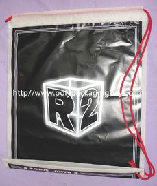 Плечо выдвиженческого рюкзака Drawstring LDPE CPE пластичного одиночное, черное