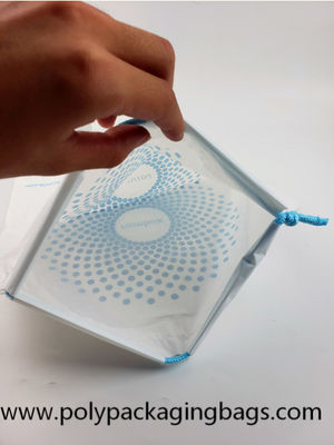 КПЭ одевает упаковку необходимостей цифров полиэтиленовых пакетов Дравстринг ежедневную влагостойкую