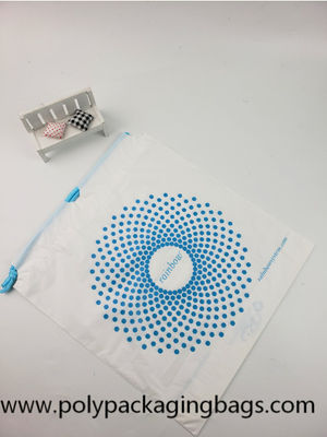 КПЭ одевает упаковку необходимостей цифров полиэтиленовых пакетов Дравстринг ежедневную влагостойкую